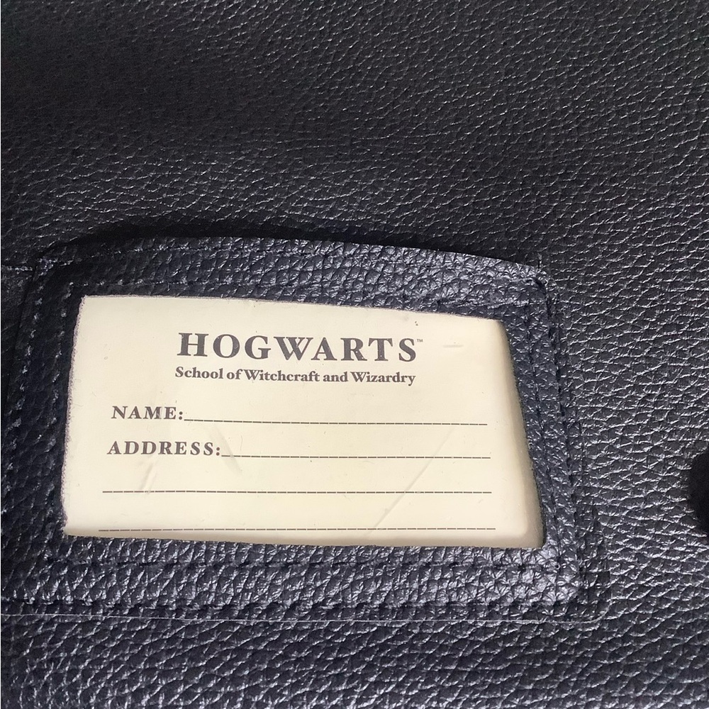 Warner Bros. Black Hogwarts Satchel Bag - Picture 6 of 8